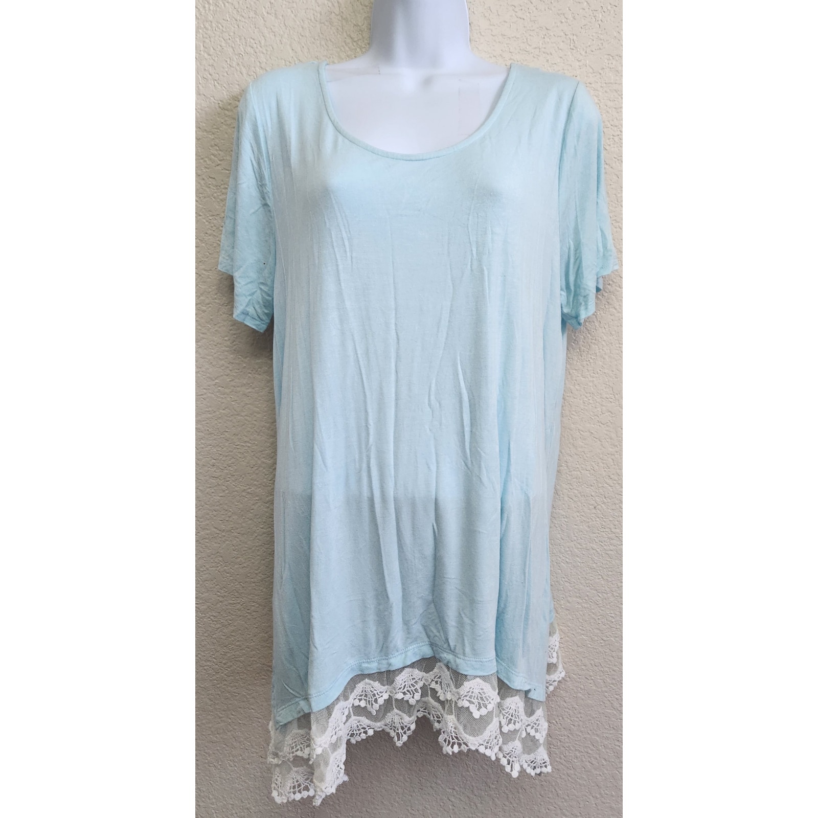 Agb Light Blue Round Neck Lace Trimmed Hem Top Xl Lightweight Flowy Soft Stretch